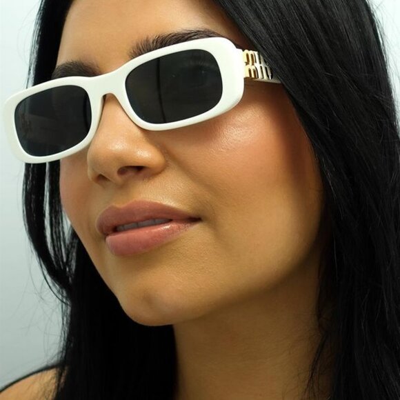 NWT MIU MIU SUNGLASSES WHITE
